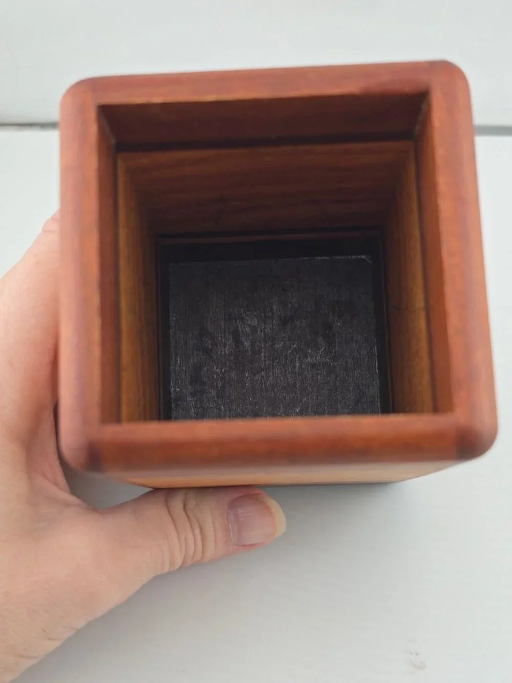 Vintage MCM Wooden Pencil Holder – Multi-Tone Mahogany & Oak – 4.5